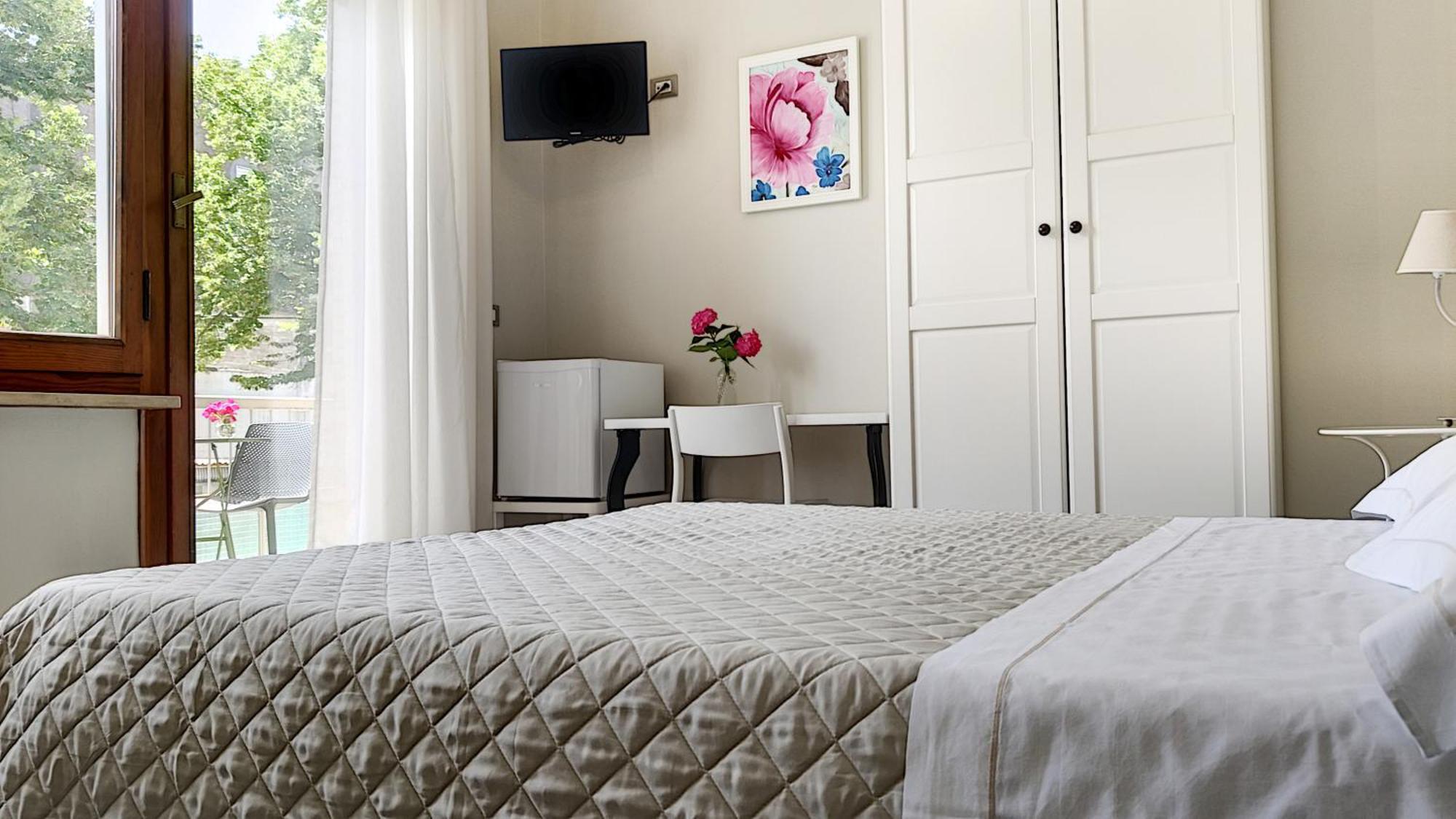 La Dama Room&Breakfast Russi ภายนอก รูปภาพ