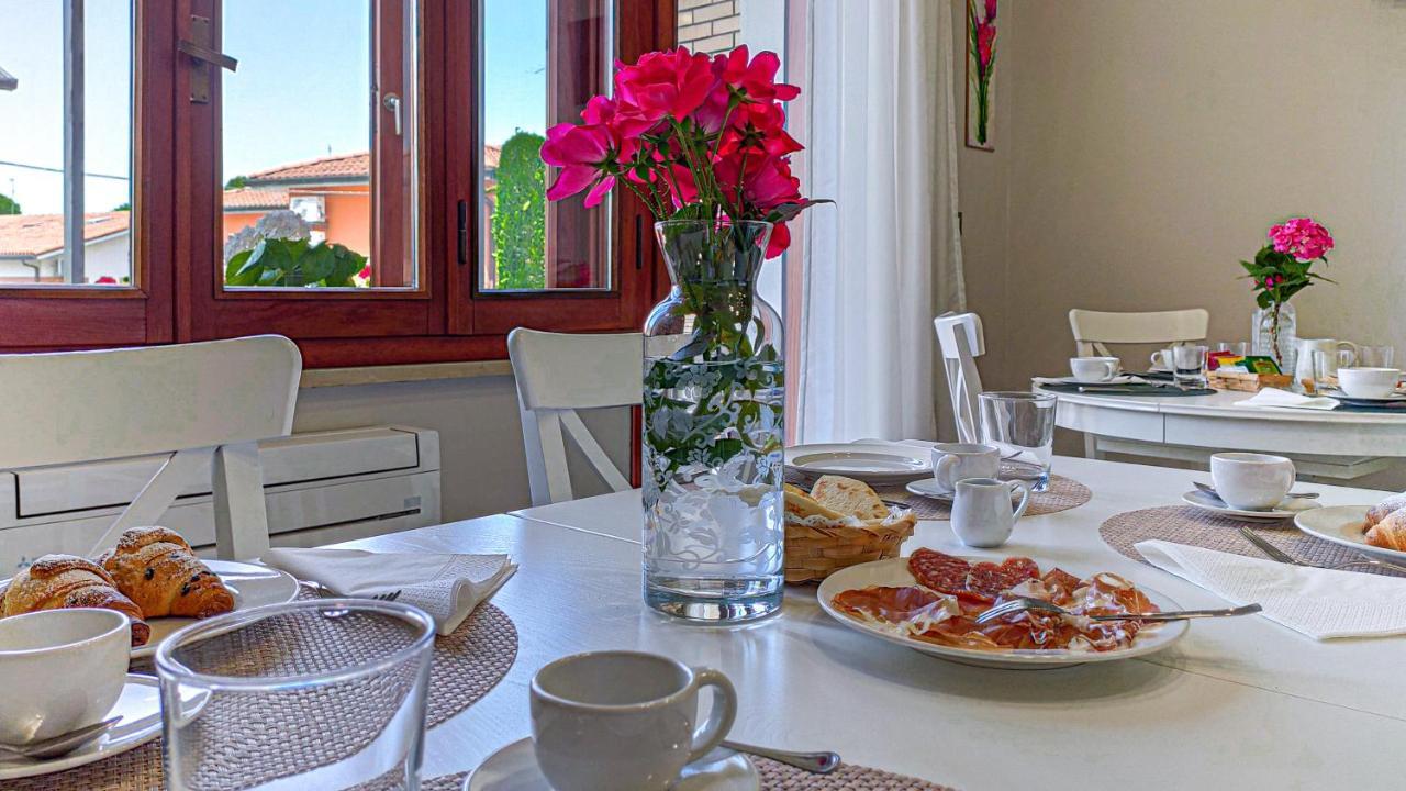 La Dama Room&Breakfast Russi ภายนอก รูปภาพ